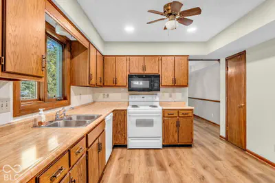 8342 Countryside, Indianapolis - 10
