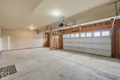 8110 Eskerban Drive, Avon - 21