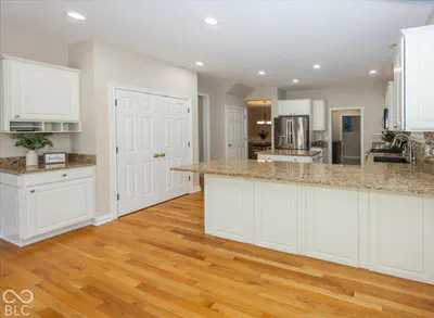 11582 Sutton Place Drive, Carmel - 9