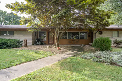 706 Highridge Avenue, Greencastle - 2