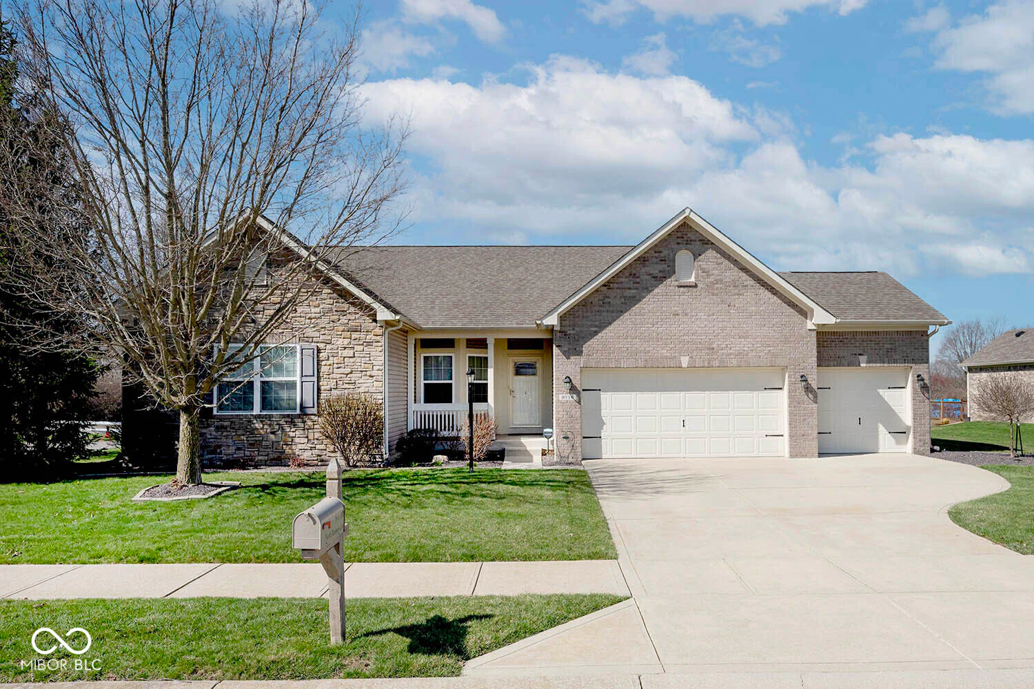 9716 Mariners Crest, McCordsville