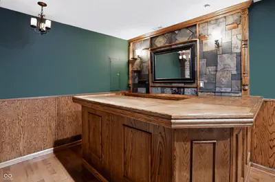 13973 Avalon East Drive, Fishers - 66