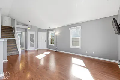 2953 Sunnyfield Court, Indianapolis - 8