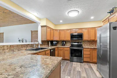 3650 Little York Road, Scottsburg - 9
