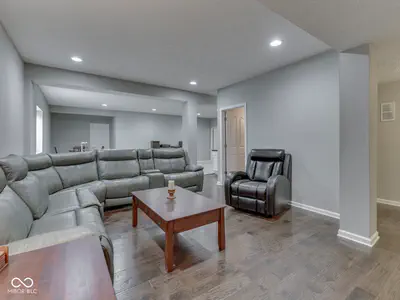 526 King Fisher Drive, Brownsburg - 32
