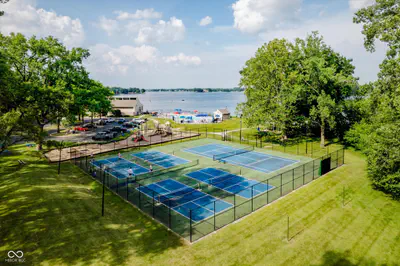 560 Harbour Drive, Noblesville - 64