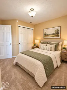 5884 Hollow Oak Trail, Carmel - 38