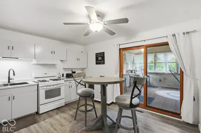1209 Almond Drive, Plainfield - 11