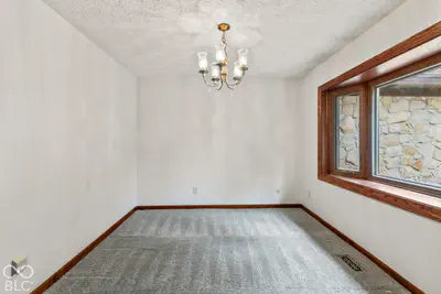 2448 S Sunrise Drive, New Palestine - 33