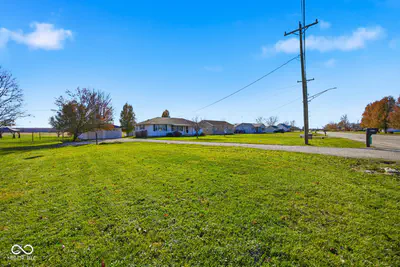 6519 US Highway 50, Holton - 46