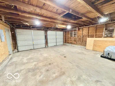 5717 Clover Maple Drive, Fairland - 37