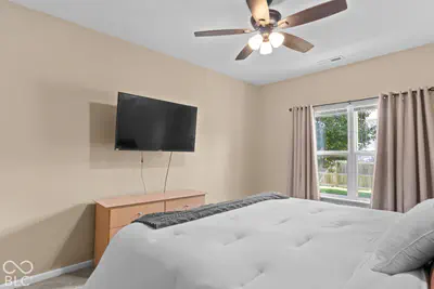 15133 Proud Truth Drive, Noblesville - 16