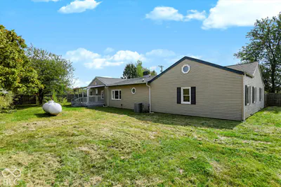 7036 300, Whitestown - 29