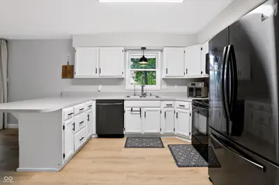 9140 Powderhorn Lane, Indianapolis - 12