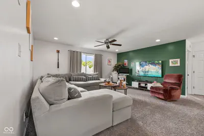 1304 Glen Canyon Drive, Greenwood - 21