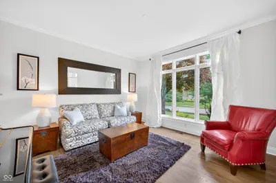 1981 Caledonian Court, Greenwood - 15
