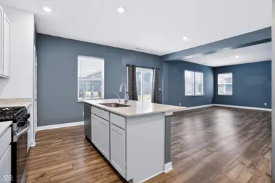 1096 Sunderland Drive, Greenwood - 8