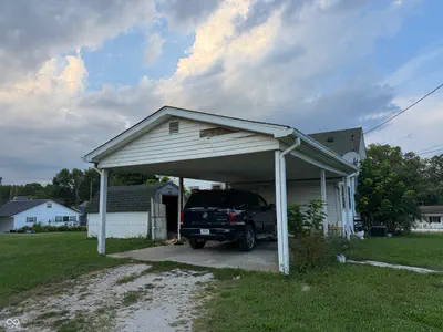 607 Lafayette Avenue, Oolitic - 4