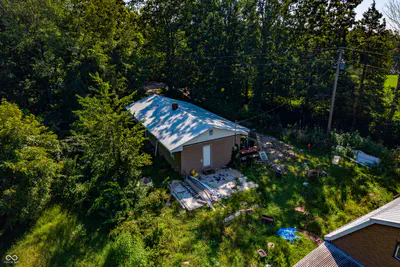 9814 Short Chute, Morgantown - 25