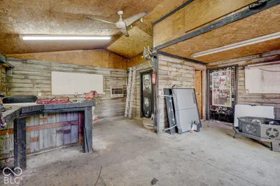 2151 Dogwood Trail, Seymour - 33