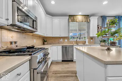 8328 Westcliffe Drive, Avon - 20