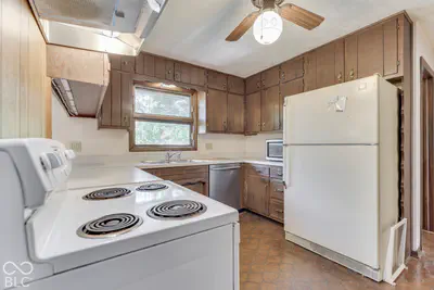 1715 Ridge Hill Lane, Indianapolis - 22