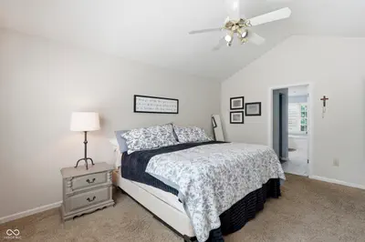 9801 Logan Lane, Fishers - 42