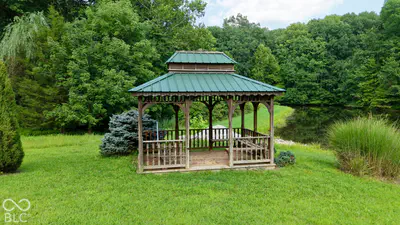 8900 Island Pond Road, Quincy - 53