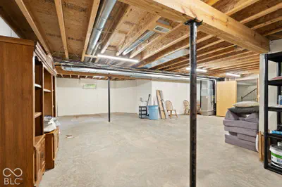 2490 W Haven Drive NW, Corydon - 32