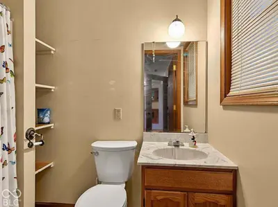 302 N Madison Street, Knightstown - 11