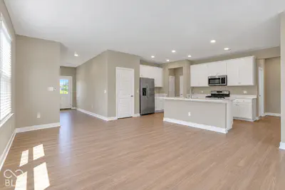 12872 Mystic Pines Drive, Noblesville - 2
