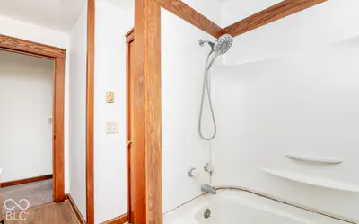 6166 County Road 200, Seymour - 42