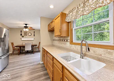 894 Lincoln Heights Drive, Martinsville - 12