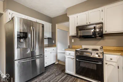8633 Fox Ridge Lane, Indianapolis - 12