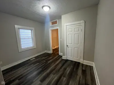 2114 Woodlawn Avenue, Indianapolis - 10