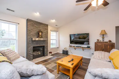 8105 Red Barn Court, Indianapolis - 15