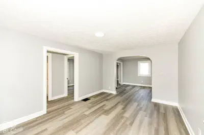 3948 Hoyt Avenue, Indianapolis - 4