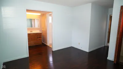 16122 Southeastern Parkway, Fortville - 16