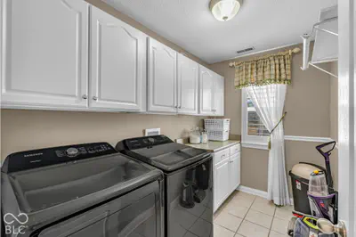 8328 Westcliffe Drive, Avon - 38