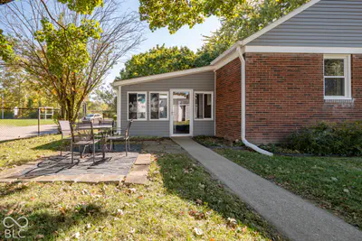 250 E Pleasant Run Parkway North Drive, Indianapolis - 29