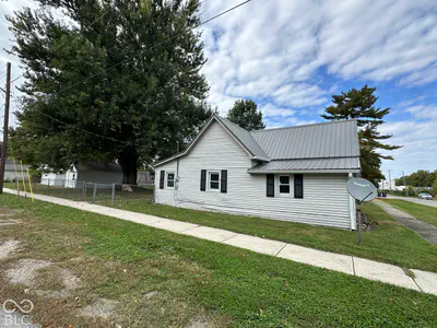 208 N East, Roachdale - 4