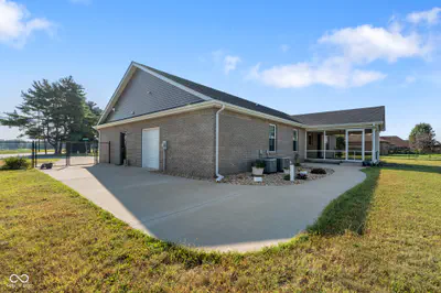 1604 Bell Ford Drive, Seymour - 40
