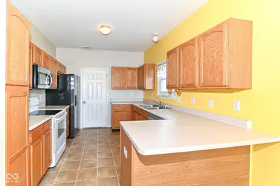 9545 Lorton Circle, Indianapolis - 9