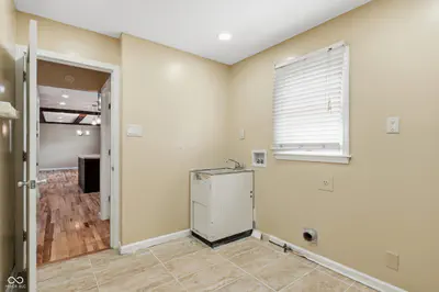 7437 Cotherstone Court, Indianapolis - 18