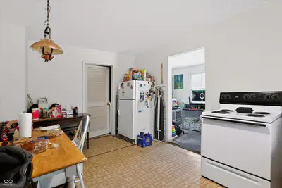 1612 Willis Drive, Bloomington - 38