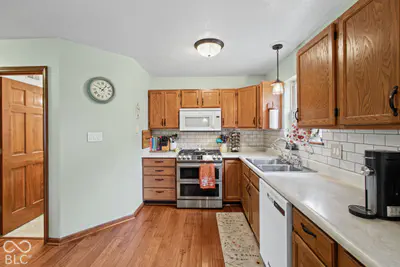 7517 Samuel Drive, Indianapolis - 12