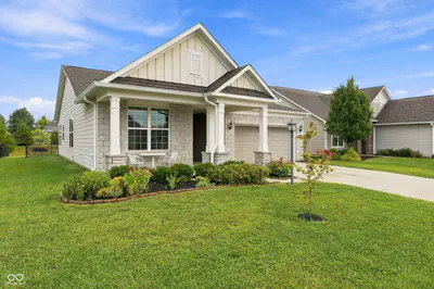 574 Harstad Boulevard, Westfield - 2