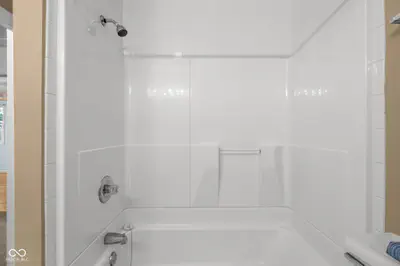 3660 300, Columbus - 38