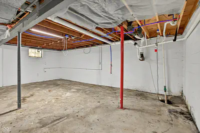 4404 Columbus Avenue, Anderson - 35