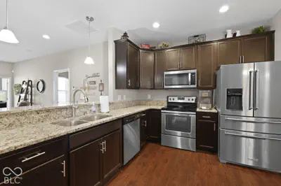 1212 Blackthorne, Plainfield - 5